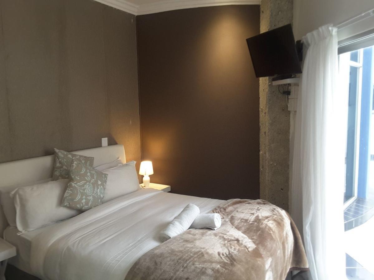 Bread & Barrel Palazzo Blouberg Hotel Bloubergstrand Ngoại thất bức ảnh